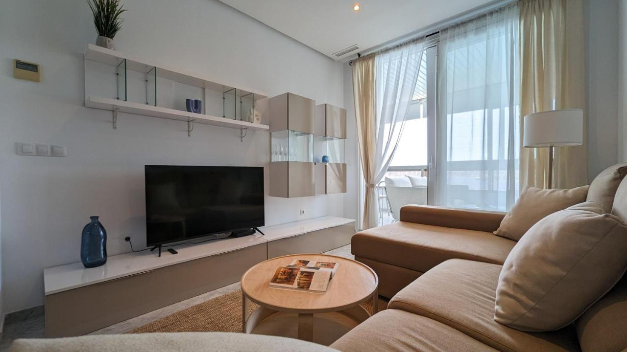 Gemelos Sea Front Apartment Бенидорм Экстерьер фото